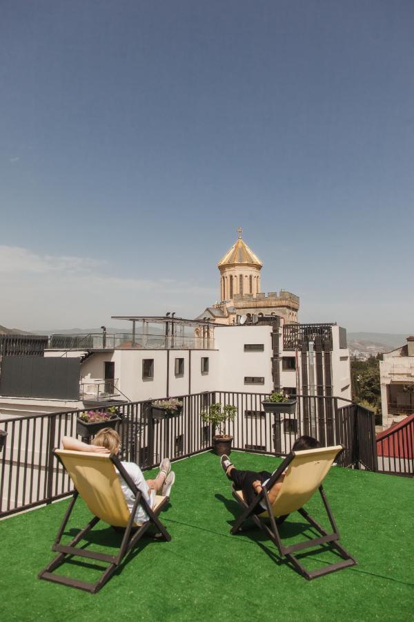 Hotel Tato & Coworking Space Tbilisi Esterno foto